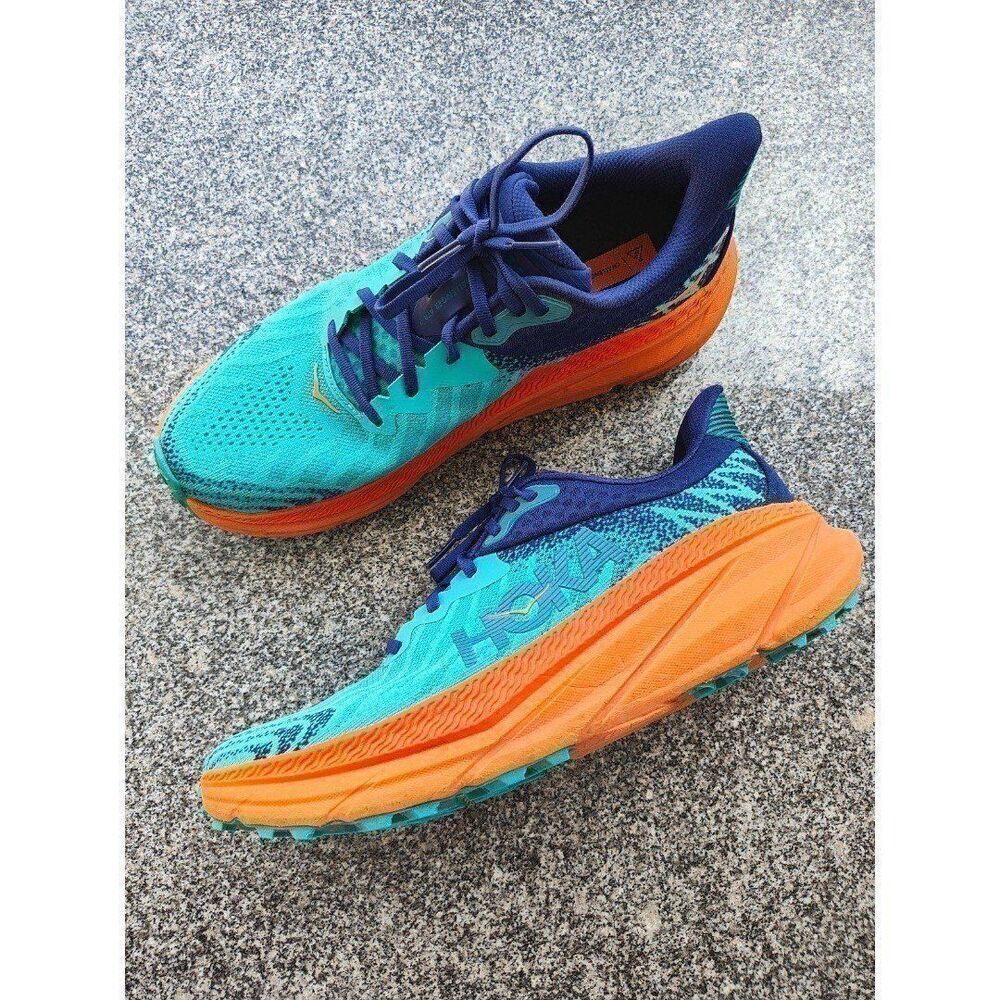 Hoka One Challenger ATR 7